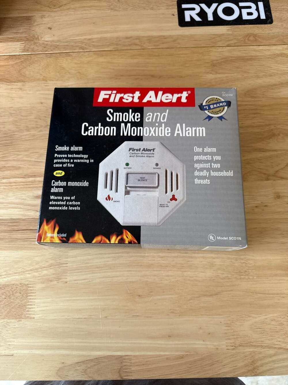 First Alert SCO1N Smoke and Carbon Monoxide Alarm, Battery Operated
